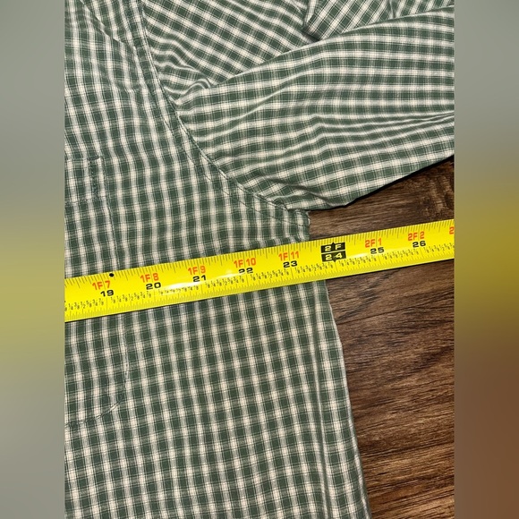 IZOD Dress Shirt Size Large - Picture 4 of 7